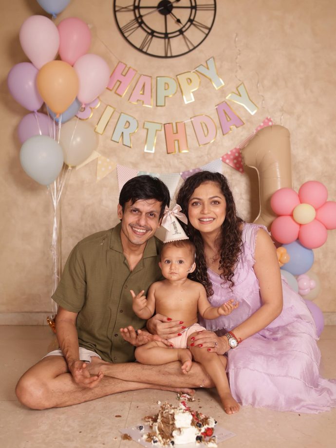 Drashti Dhami Reveals Daughter Leela's Pretty Face For 1st Time; Shabir Ahluwalia, Rubina Dilaik & Others React 981720