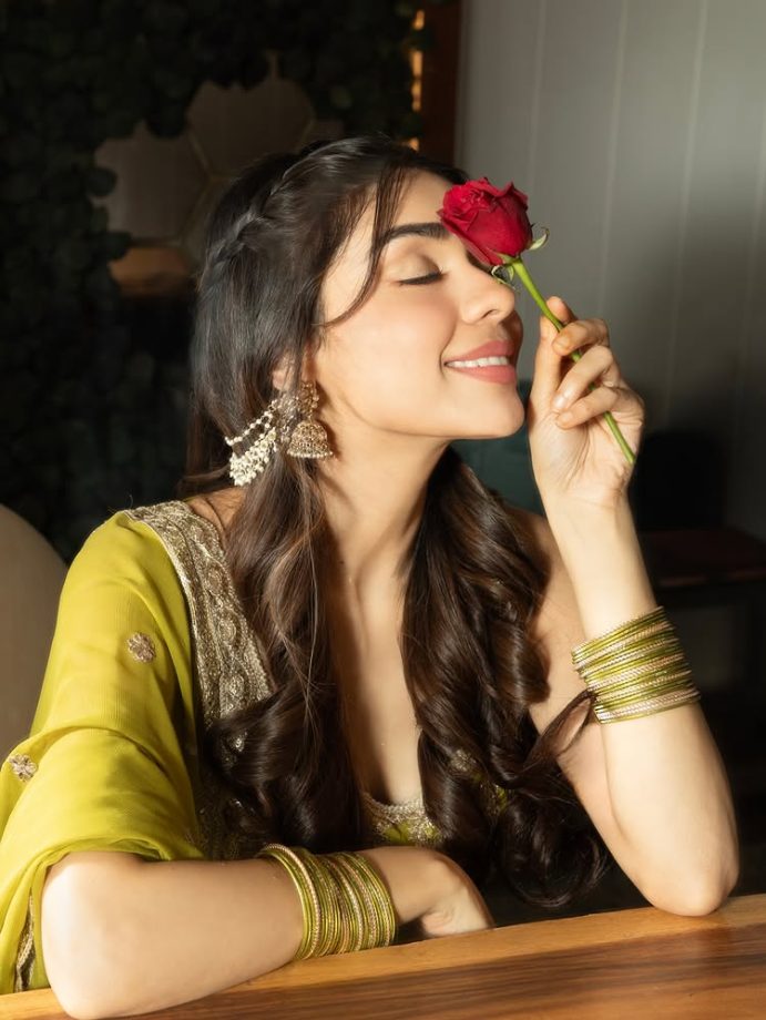 Eisha Singh Radiates Elegance in a Timeless Yellow Sharara Set 984611