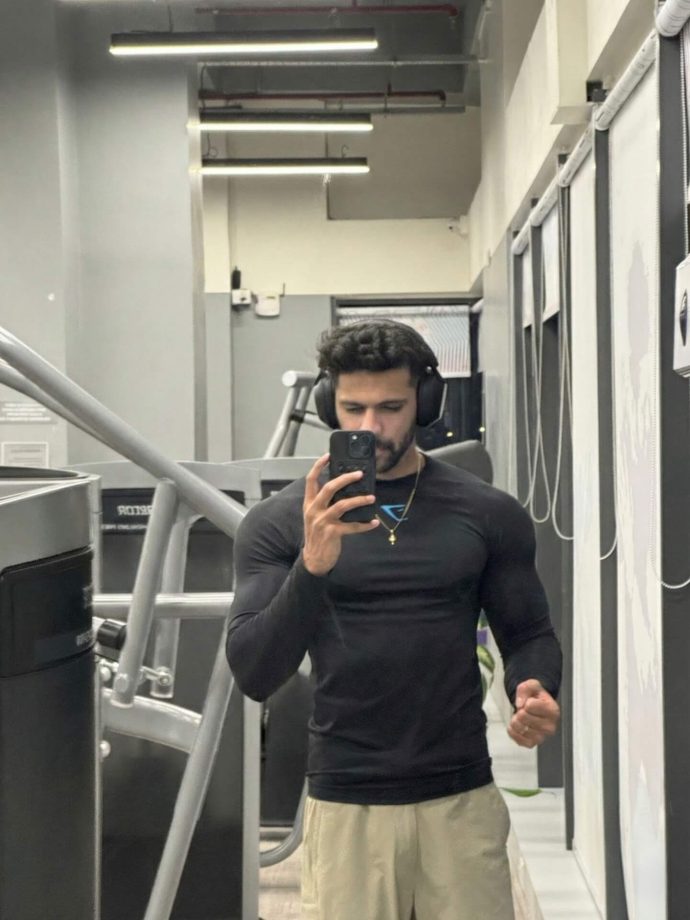 Gaming Fitness Icon: Meet Ocean Sharma – The Stunner 983838