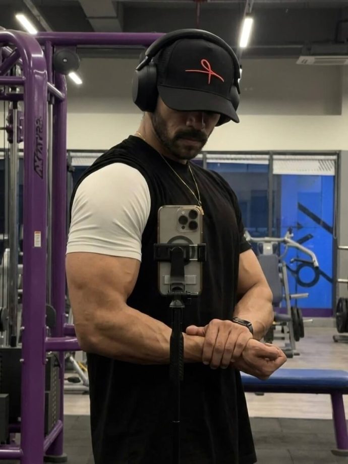 Gaming Fitness Icon: Meet Ocean Sharma – The Stunner 983831