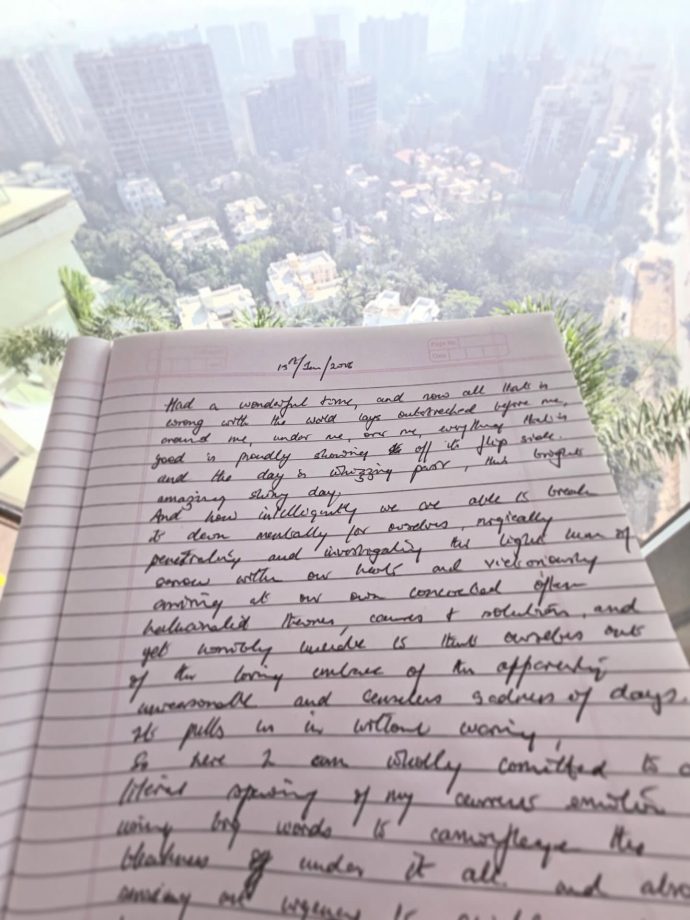 Hrithik Roshan goes introspective on Thursday with senseless rant [Read] 983304