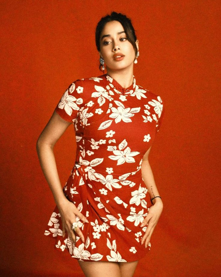 Janhvi Kapoor Looks Fresh and Stylish in a Red-and-White Mini Dress 983774