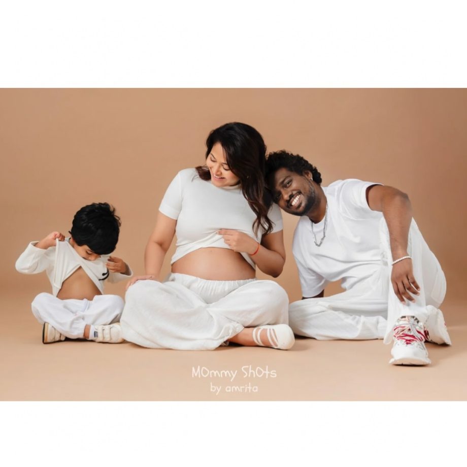 Jawan Director Atlee Set To Become Dad Again; Wife Priya Mohan Announces 2nd Pregnancy With Pics 984016