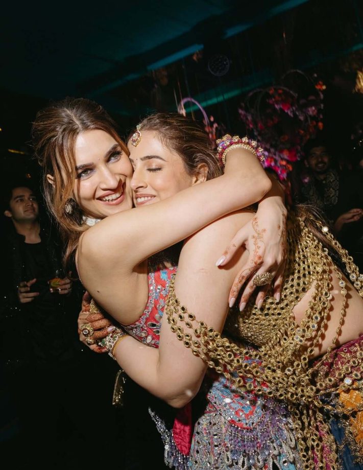 Kriti Sanon showers love on sister Nupur, Says ‘My little one is married’ 983402