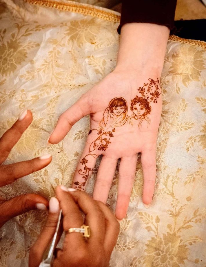 Kriti Sanon showers love on sister Nupur, Says ‘My little one is married’ 983391