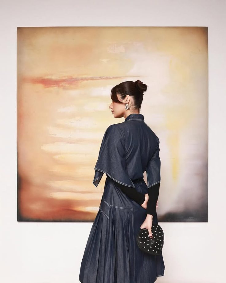 Krystle Dsouza Stuns in a Bold Yet Elegant Fashion Look 984665