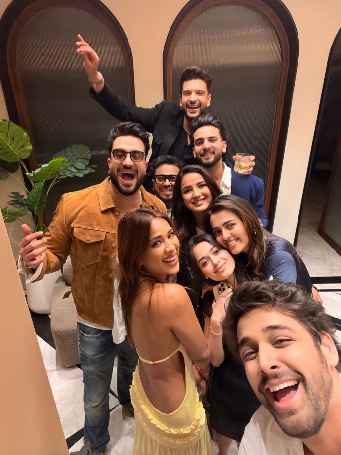 Laughter Chefs' Aly Goni Offers A Glimpse Into His Close-Knit Circle Of Friends 982637