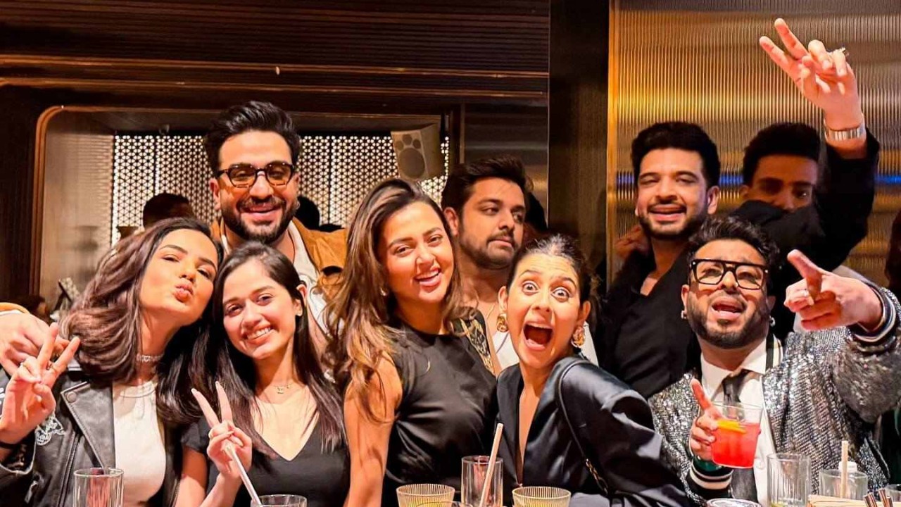 Laughter Chefs' Aly Goni Offers A Glimpse Into His Close-Knit Circle Of Friends 982641