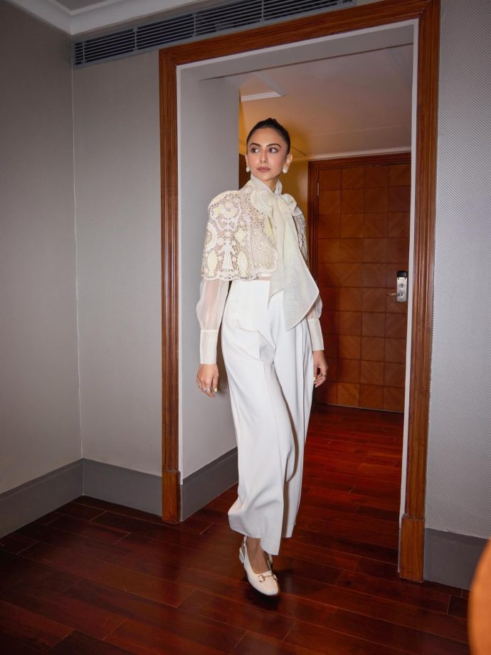 Rakul Preet Singh Defines Quiet Elegance 981815