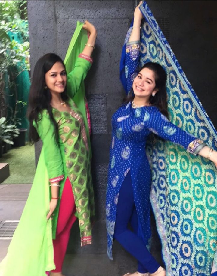 Sara Tendulkar’s Instagram ‘Go Back to 2016’ Trend Wins Hearts Online 983904