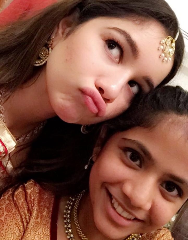 Sara Tendulkar’s Instagram ‘Go Back to 2016’ Trend Wins Hearts Online 983898