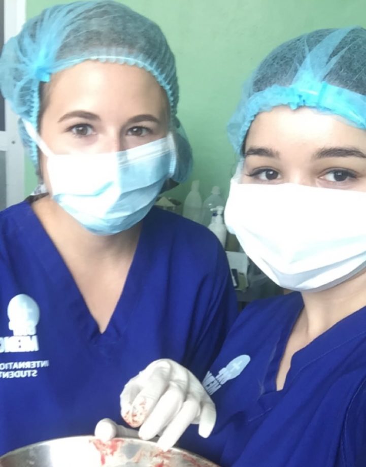 Sara Tendulkar’s Instagram ‘Go Back to 2016’ Trend Wins Hearts Online 983899