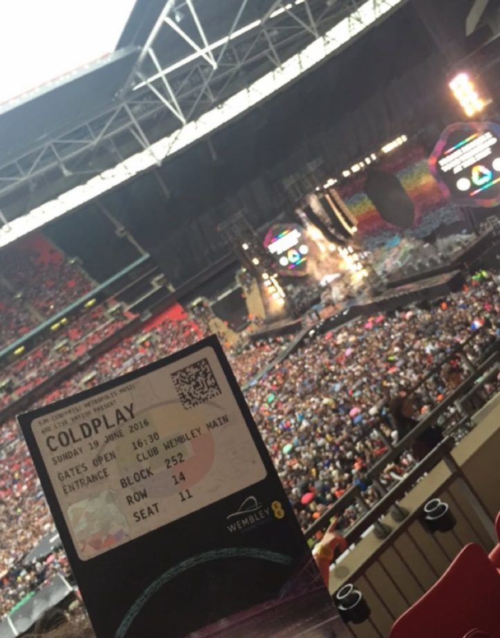 Sara Tendulkar’s Instagram ‘Go Back to 2016’ Trend Wins Hearts Online 983902