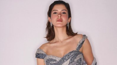 Shanaya Kapoor Shines in a Modern Saree Look That Blends Glamour and Grace