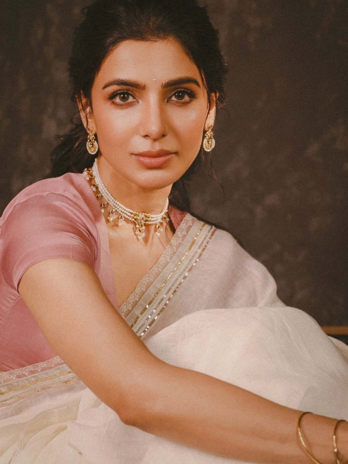 Simplicity Steals The Show! Samantha Ruth Prabhu's White Saree Look Inspired By Bapu Bomma Art 982819