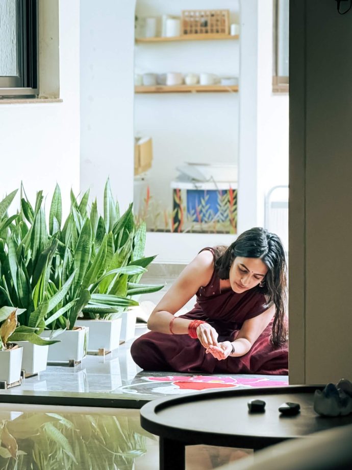 Sneak Peek Into Niharika Konidela's  'Bhogi' Celebration With Varun Tej, Ram Charan & Others - See How! 983202