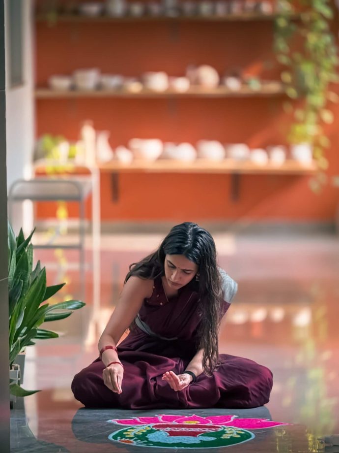 Sneak Peek Into Niharika Konidela's  'Bhogi' Celebration With Varun Tej, Ram Charan & Others - See How! 983201