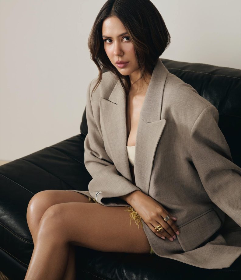 Sonam Bajwa and Her Timeless Sense of Style 982723