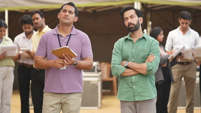 Space Gen: Chandrayaan Review: Powerful Humane Tale of ISRO’s C3 Triumph 984407