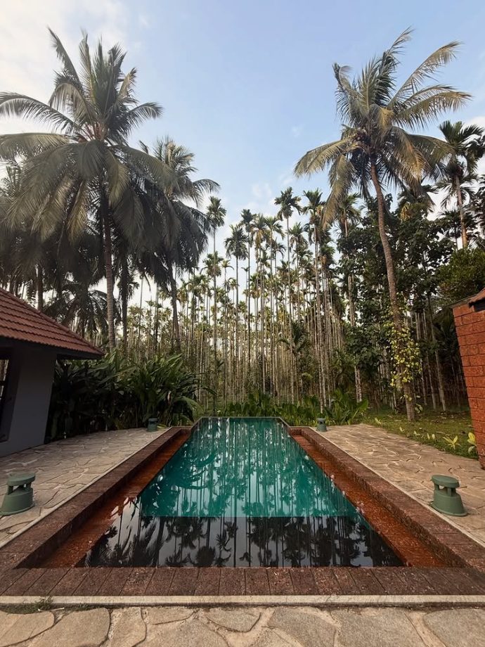 Stunning Malavika Mohanan Highlights Cultural Legacy: Find Out 985093