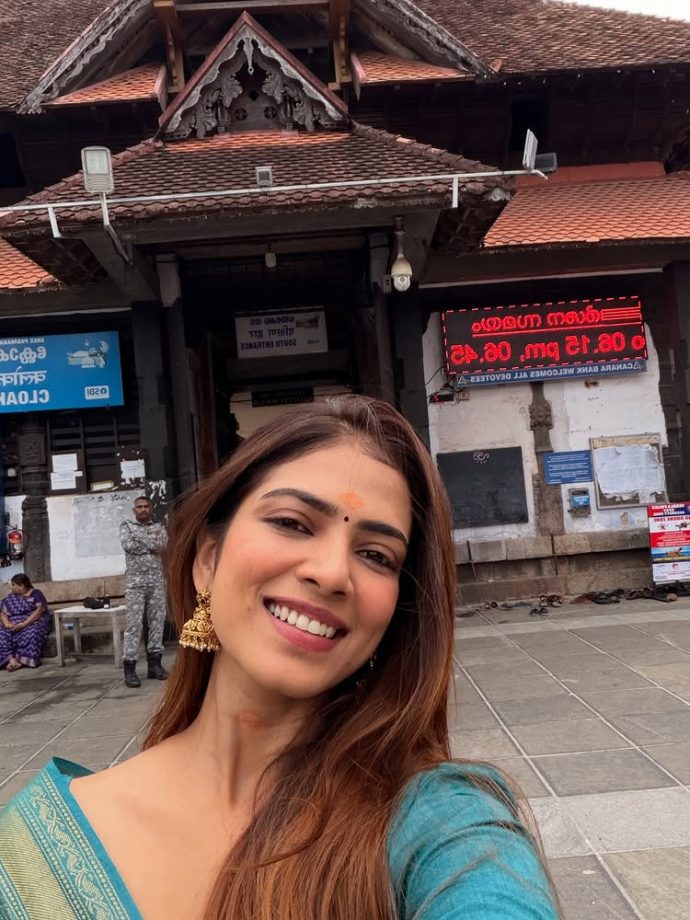 Stunning Malavika Mohanan Highlights Cultural Legacy: Find Out 985094