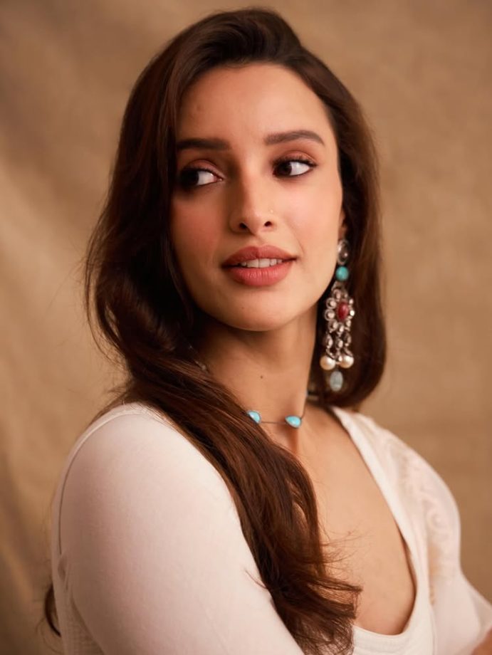 Tripti Dimri Looks Graceful in a Soft Ivory Outfit 985268