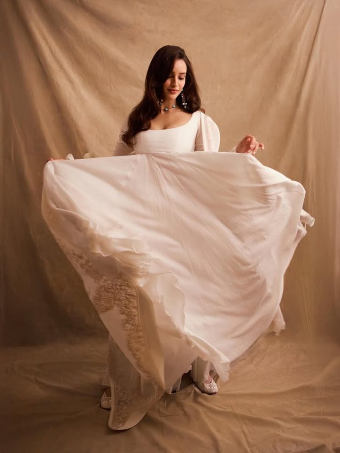 Tripti Dimri Looks Graceful in a Soft Ivory Outfit 985270