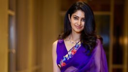 Couple Friendly Film Actress Manasa Varanasi Slays In Her Bold Saree Look During Movie Promotions