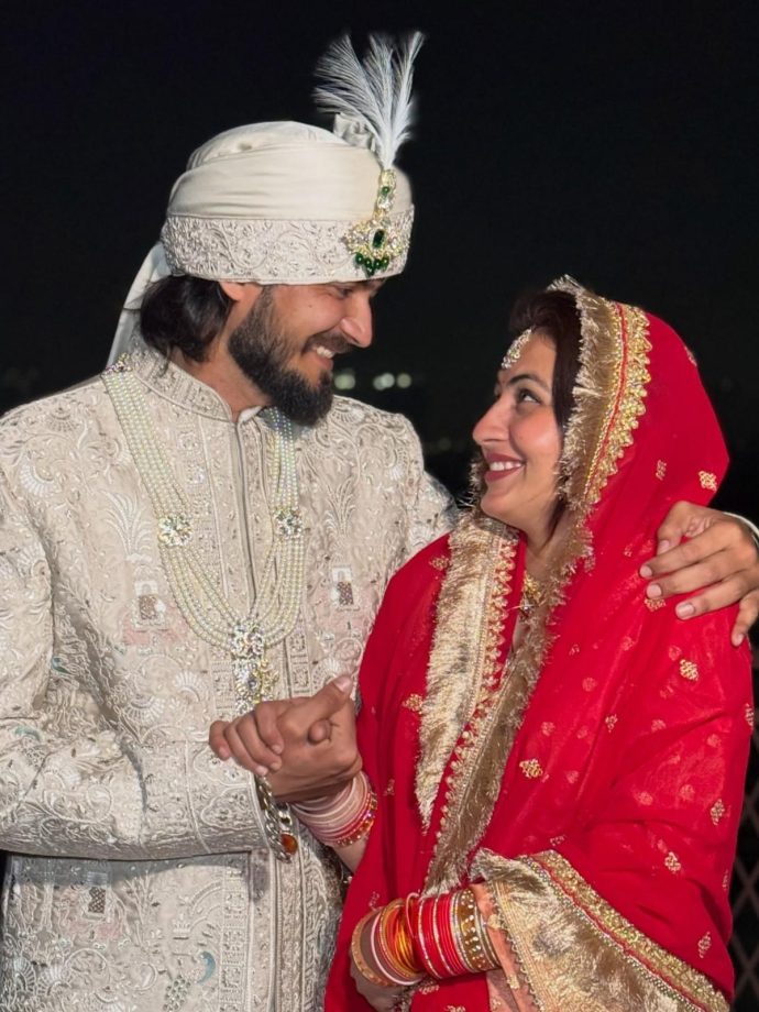 Did BB OTT 3's Vada Pav Girl Chandrika Dixit Really Remarry? Viral Wedding Pics Spark Frenzy! 986600