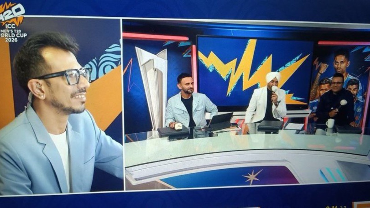 Harbhajan Singh and Virender Sehwag’s Comments on Yuzvendra Chahal Create Awkward Moment on Live TV 986425