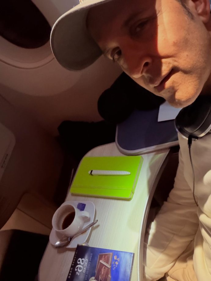 Hrithik Roshan’s Viral “Angel of Death” Post Sparks Speculation Among Fans 985835