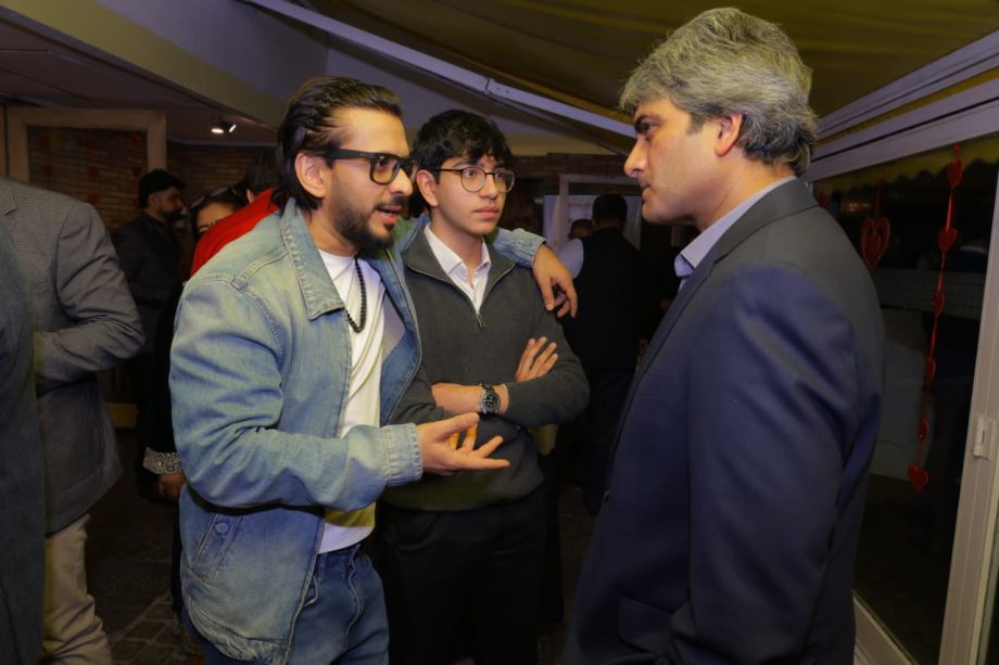 In Pics: Media doyen Dr Annurag Batra hosts intimate gathering of industry leaders for Sir Martin Sorrell 987550