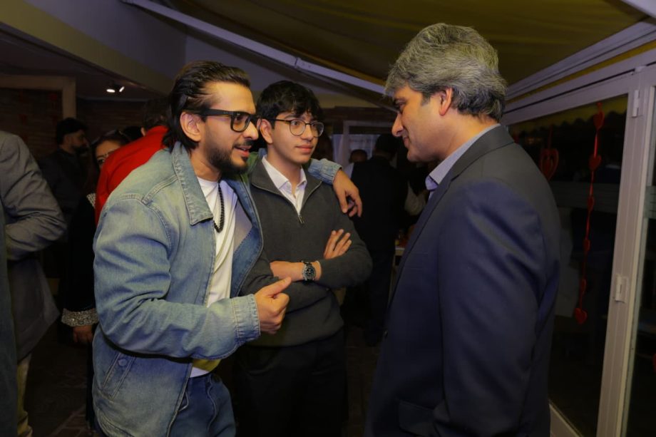 In Pics: Media doyen Dr Annurag Batra hosts intimate gathering of industry leaders for Sir Martin Sorrell 987552