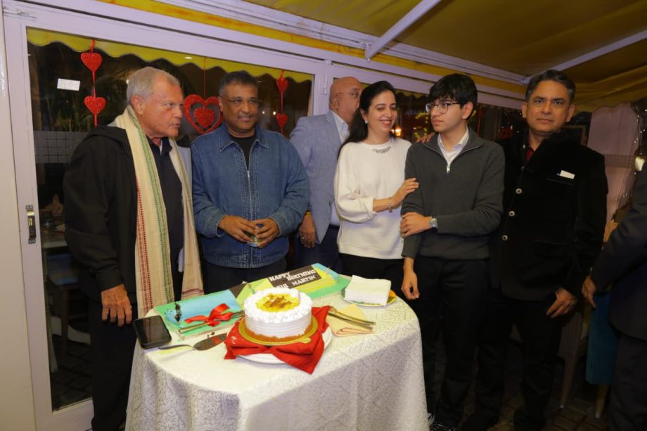 In Pics: Media doyen Dr Annurag Batra hosts intimate gathering of industry leaders for Sir Martin Sorrell 987553