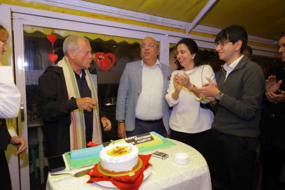 In Pics: Media doyen Dr Annurag Batra hosts intimate gathering of industry leaders for Sir Martin Sorrell 987562