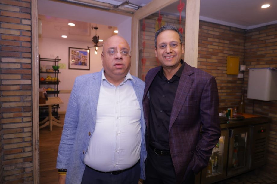 In Pics: Media doyen Dr Annurag Batra hosts intimate gathering of industry leaders for Sir Martin Sorrell 987511