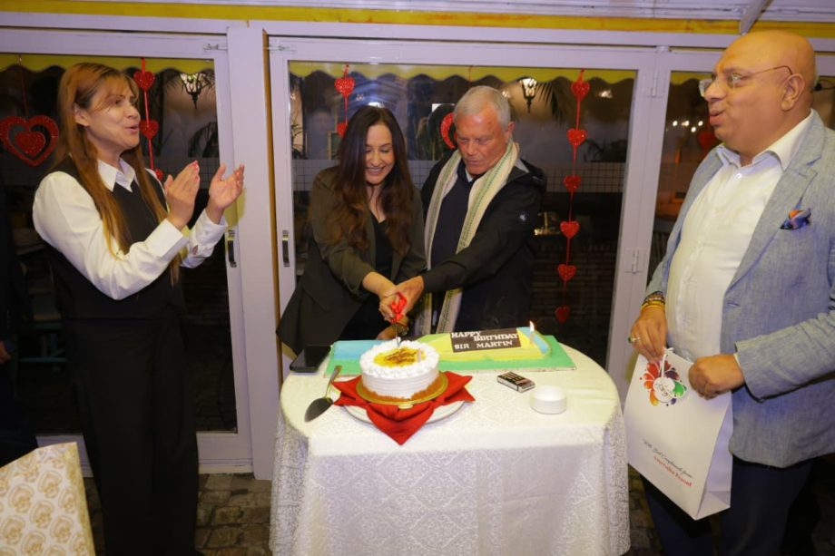 In Pics: Media doyen Dr Annurag Batra hosts intimate gathering of industry leaders for Sir Martin Sorrell 987522