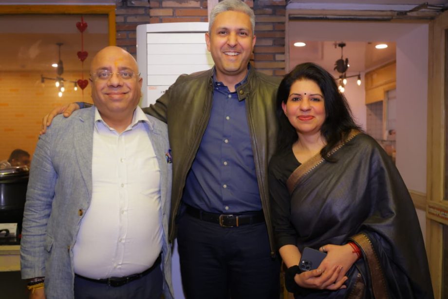 In Pics: Media doyen Dr Annurag Batra hosts intimate gathering of industry leaders for Sir Martin Sorrell 987534