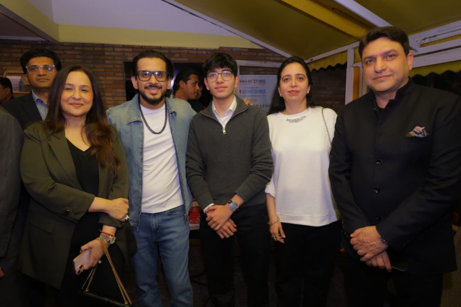 In Pics: Media doyen Dr Annurag Batra hosts intimate gathering of industry leaders for Sir Martin Sorrell 987539