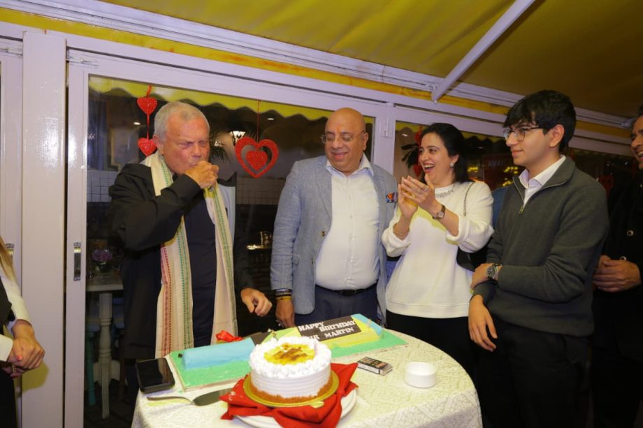 In Pics: Media doyen Dr Annurag Batra hosts intimate gathering of industry leaders for Sir Martin Sorrell 987544