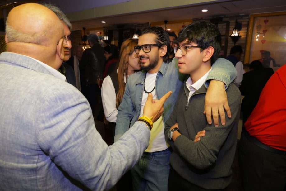 In Pics: Media doyen Dr Annurag Batra hosts intimate gathering of industry leaders for Sir Martin Sorrell 987545