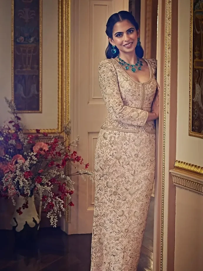 Isha Ambani’s Elegant White and Cream Fashion Moments Steal the Spotlight 987831