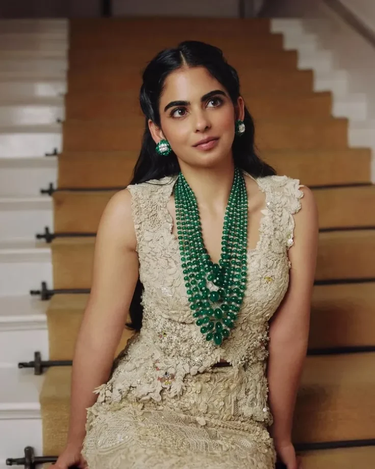 Isha Ambani’s Elegant White and Cream Fashion Moments Steal the Spotlight 987833