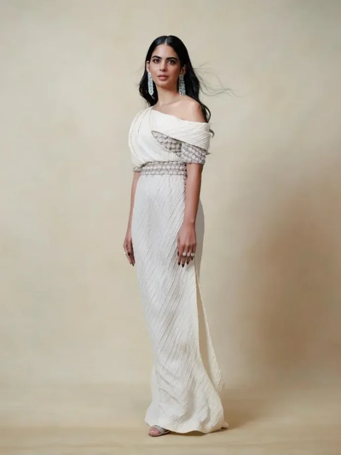 Isha Ambani’s Elegant White and Cream Fashion Moments Steal the Spotlight 987836