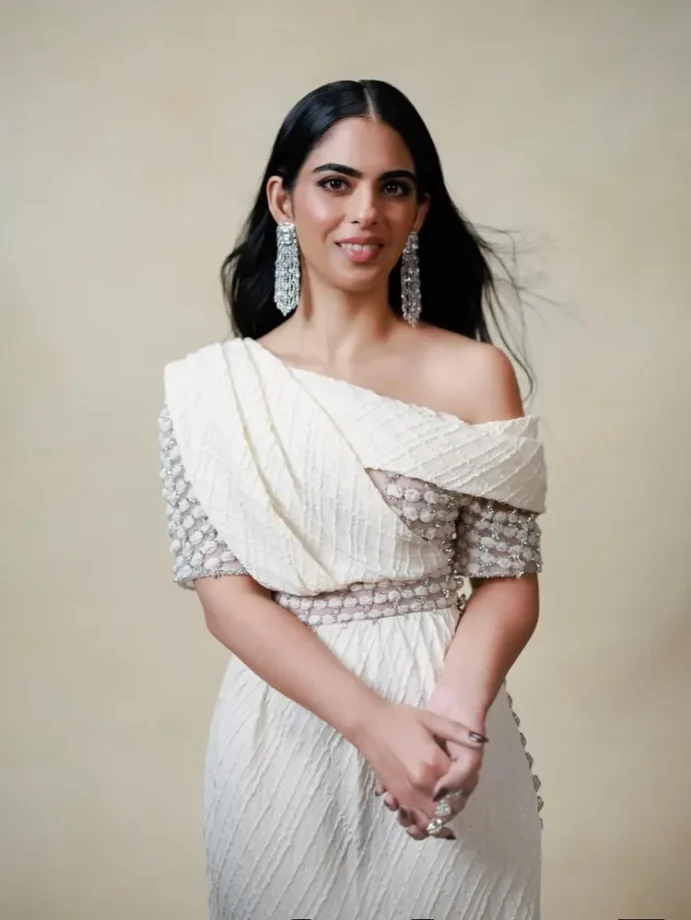 Isha Ambani’s Elegant White and Cream Fashion Moments Steal the Spotlight 987837