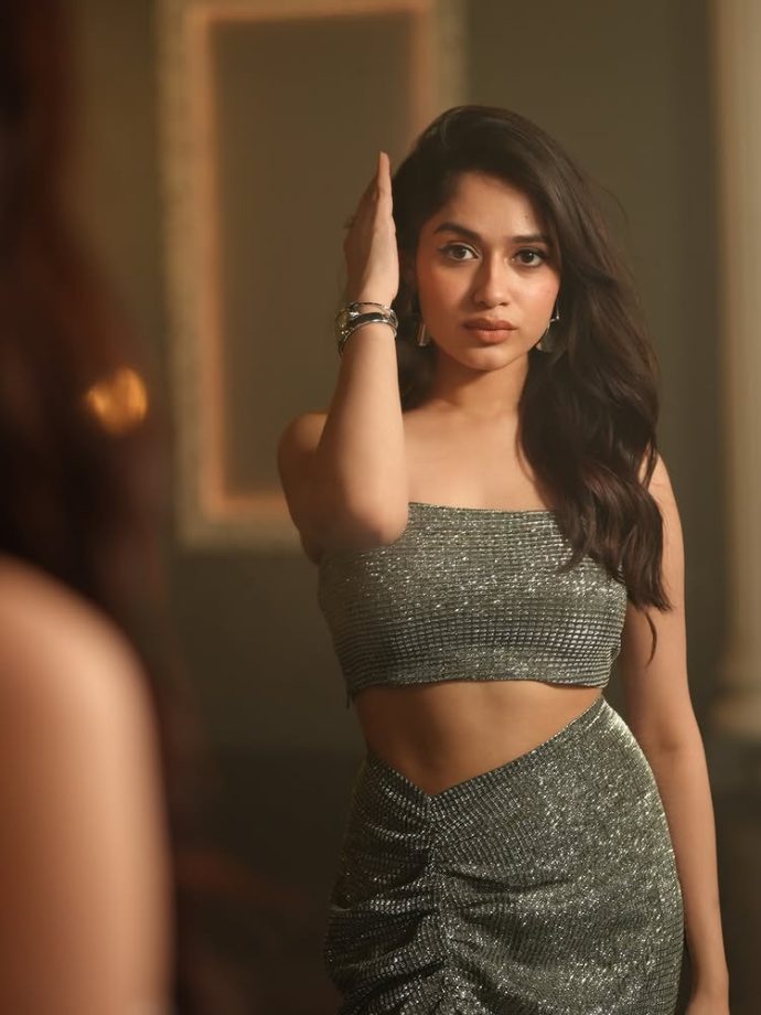 Jannat Zubair Rahmani Stuns In A Glam Evening Look 988201