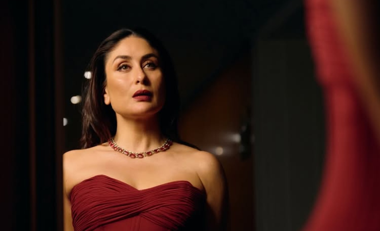 Kareena Kapoor Khan Stuns in Dark Red Off-Shoulder Look, Says She Felt Like a ‘Pretty Woman’ 987852