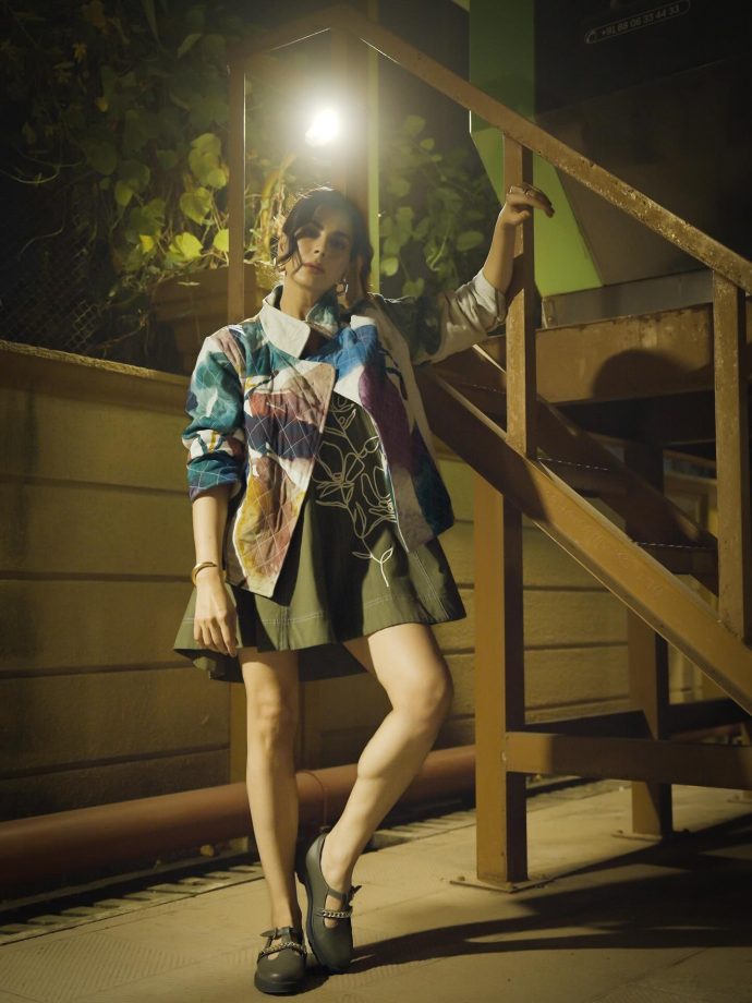 Kirti Kulhari Nails Easy Chic With a No-Fuss, Modern Outfit 987112