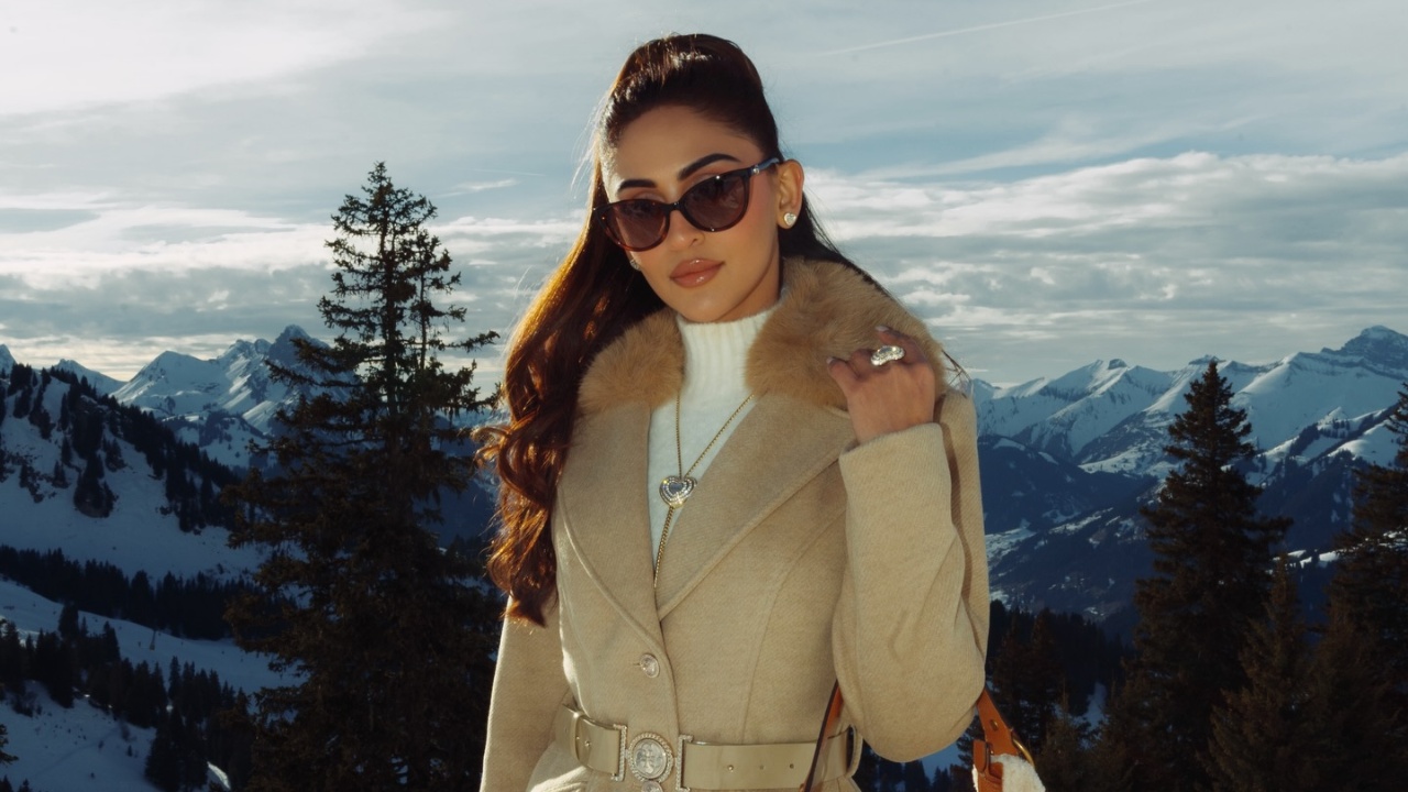 Krystle D’Souza Stuns in Chic Cream Ensemble 987175