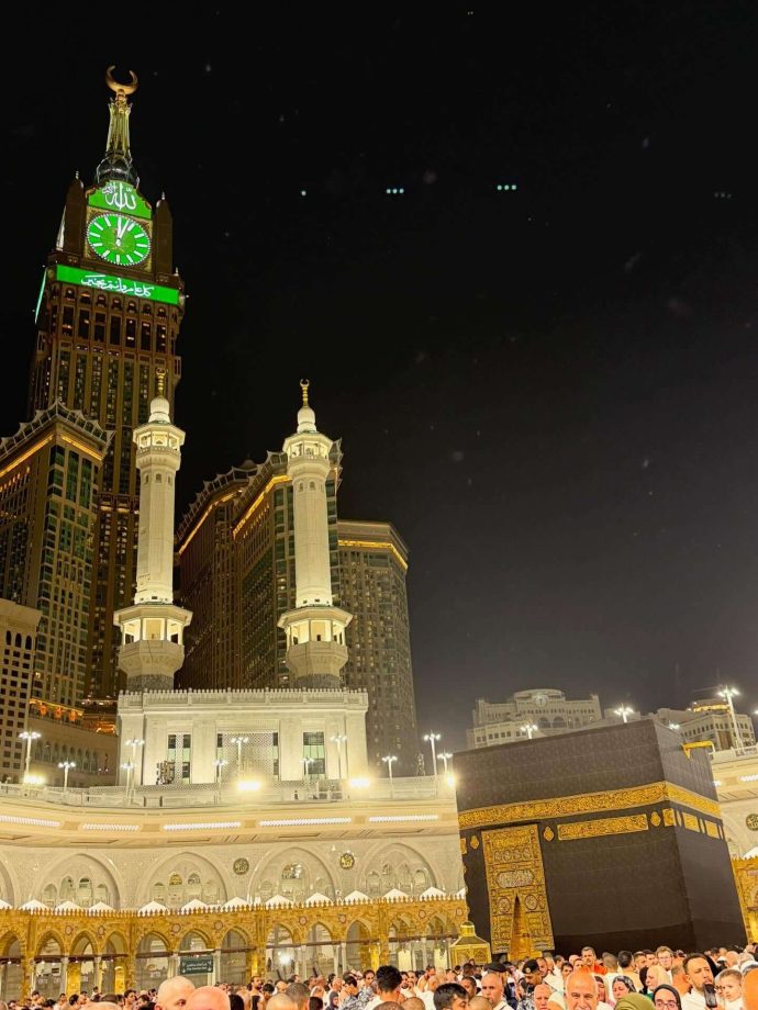 Laughter Chefs S2's Reem Shaikh Begins Ramzan, Shares Glimpse Into Her Divine Moments 987916